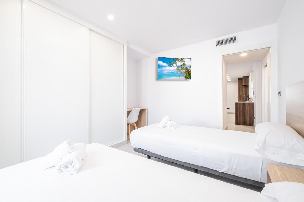 Lux Center 5 Apartment Benidorm Bagian luar foto