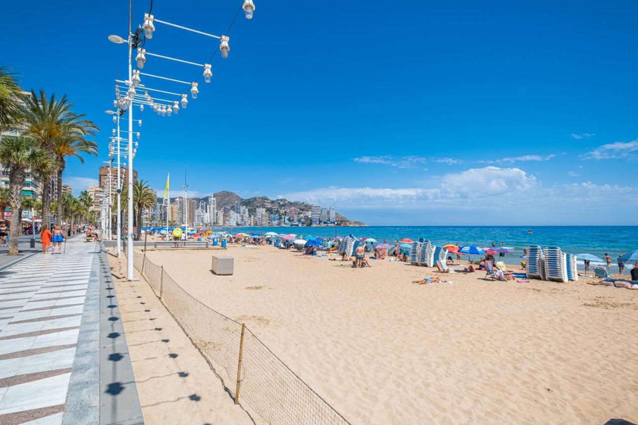 Lux Center 5 Apartment Benidorm Bagian luar foto