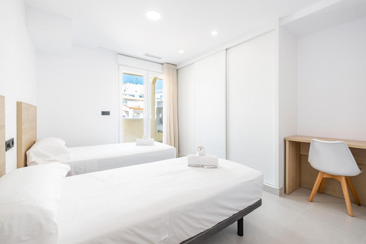 Lux Center 5 Apartment Benidorm Bagian luar foto