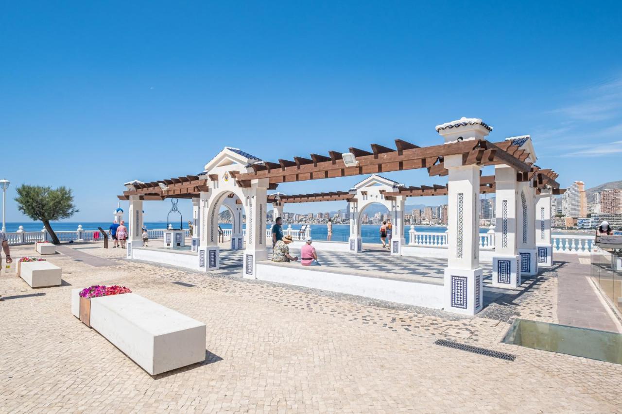 Lux Center 5 Apartment Benidorm Bagian luar foto
